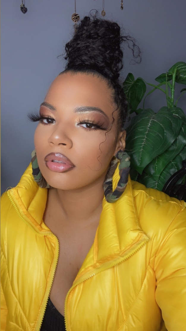 DaRealHeyLo's tweet image. 💛💛