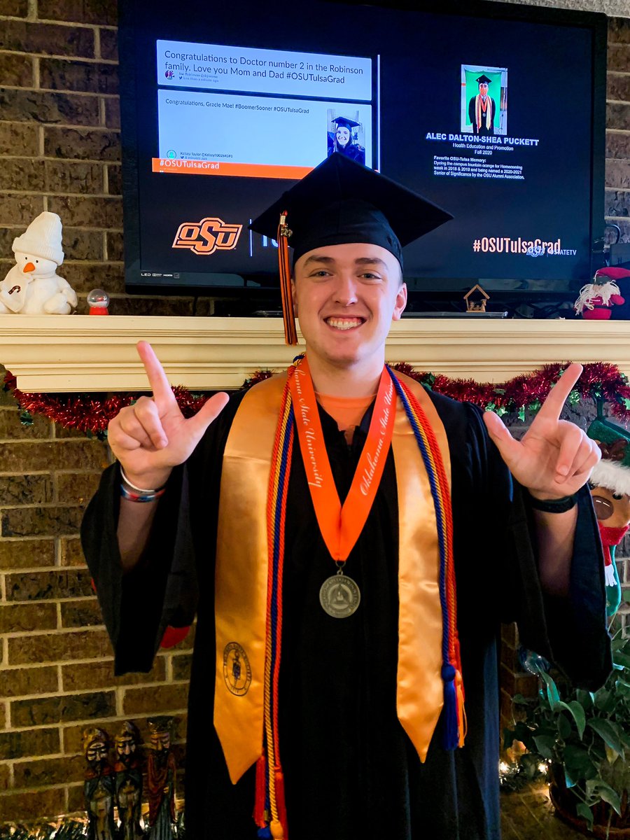 puckett_alec97's tweet photo. Still doesnβt seem real. Mama I made it! 2 degrees down 1 to go!! Weβre just getting started #OSUTulsaGrad #Okstate20 #AT4ALL https://t.co/17sTElwZbN
