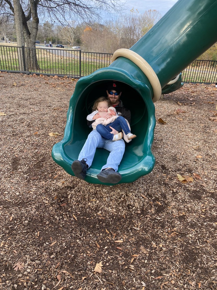 Joe_Bowker10's tweet photo. We had fun #DaddyDaughterWeekend https://t.co/dxHhUeEnqa