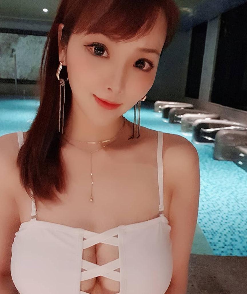 家族でプールに行ってきました👗