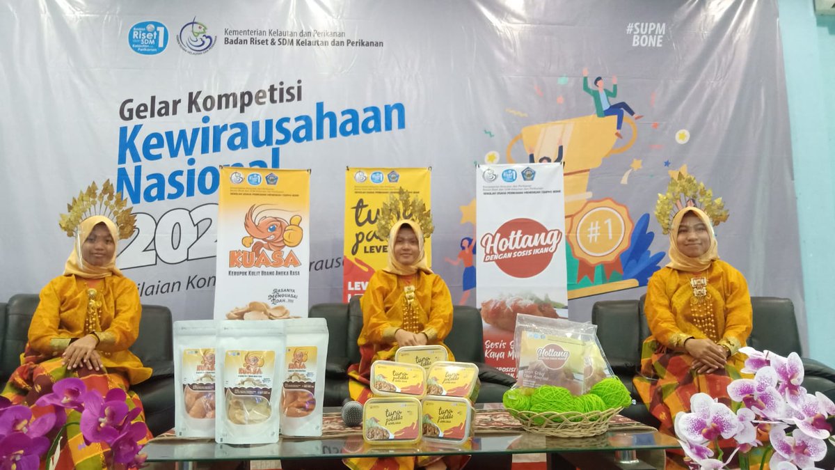 Supm_Bone's tweet photo. Gelar Kompitisi Nasional Kewirausahaan, yang diikuti oleh satuan Pendidikan menengah dan tinggi pusat Pendidikan Kelautan dan Perikanan, BRSDM yang dilaksanakan pada tanggal  14 Desember bertempat di Aula Poltek AUP, acara dihadiri oleh Sekjen KKP, Kepala BRSDM KP. https://t.co/PfmIj6ycrg