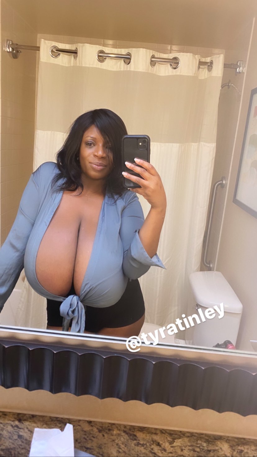 TW Pornstars - Tyra Tinley 📍. Twitter. Happy Sunday!! ❤️❤️. 1:59 AM - 14  Dec 2020