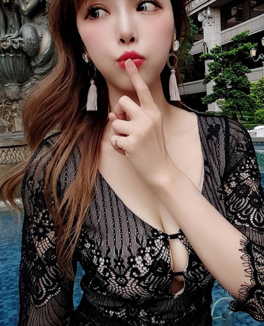Mate_20113's tweet photo. 目が不調👄 https://t.co/7xJXMyqny5