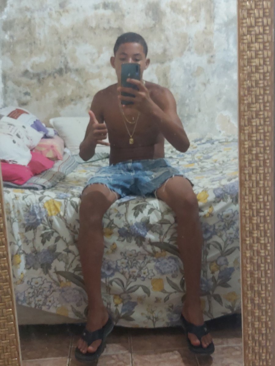LmarolentoW's tweet photo. E se Deus é por Nós  quem será  Contra Nós https://t.co/KEUYWT3xAR