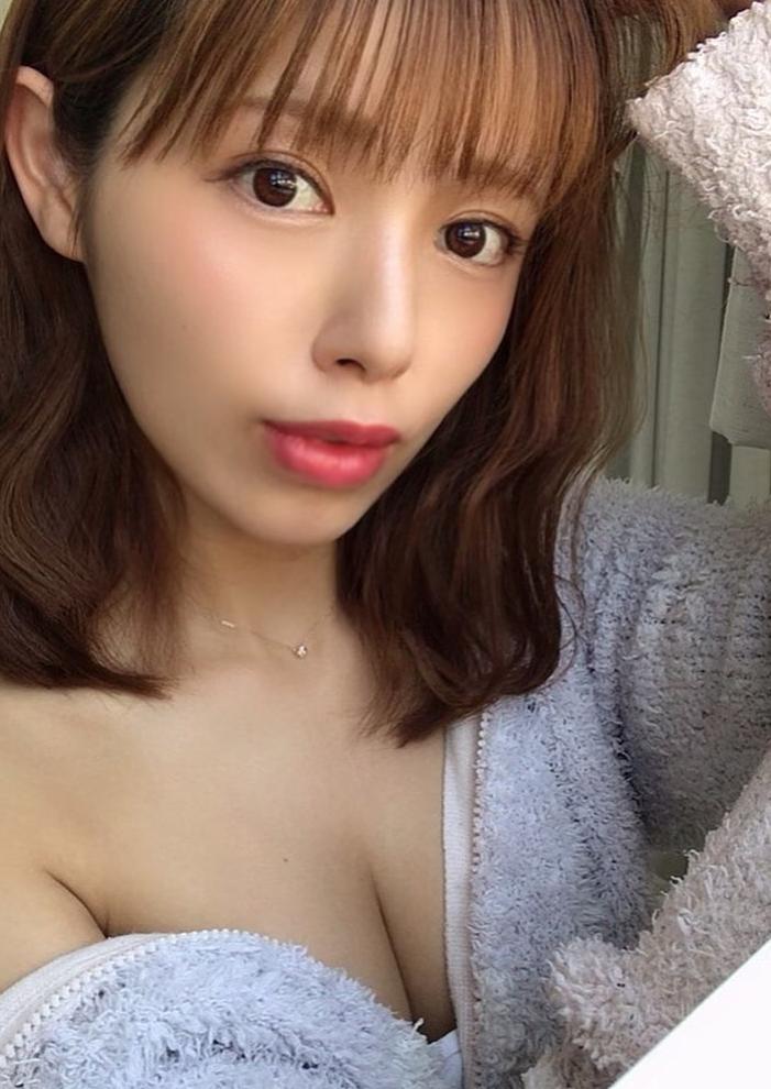 Gadr_73856's tweet photo. いつもと違う角度で今晩は😚 https://t.co/pXdcPK1yy2