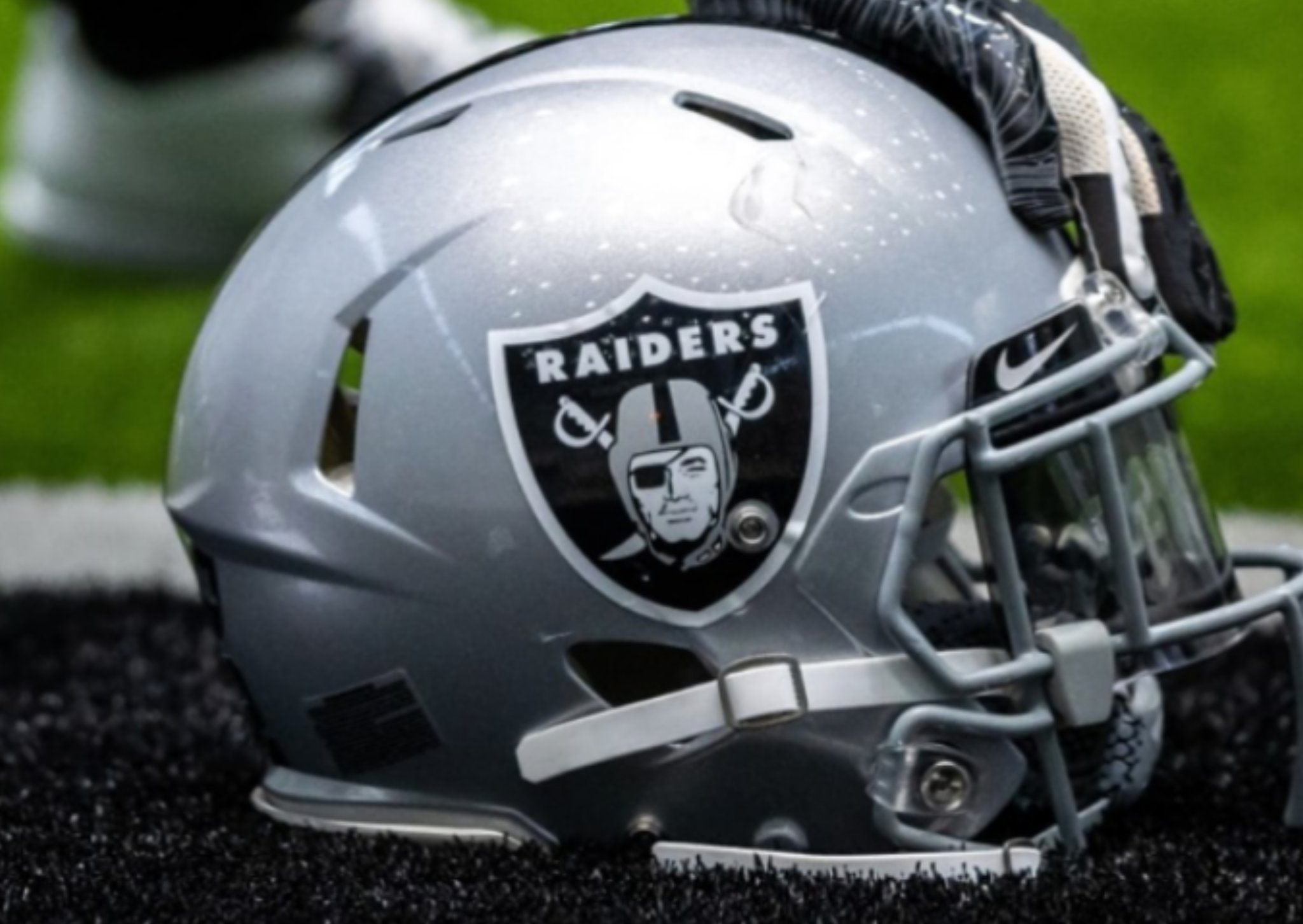 New raiders hotsell helmet 2020