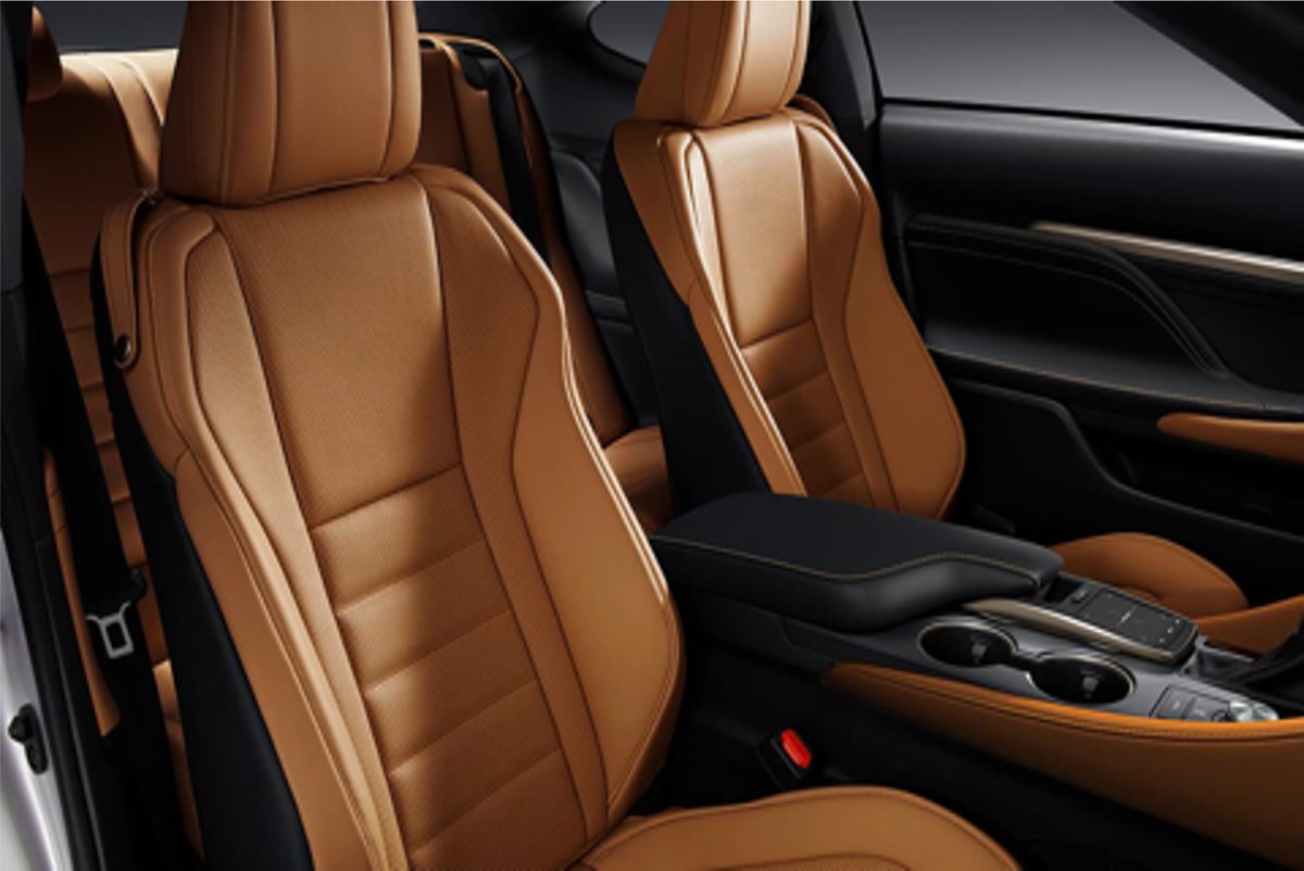 Lexus's tweet photo. Expect the unexpected. Go the extra mile and invest in Excess Wear &amp; Use Protection on your next Lexus lease: https://t.co/RveUT99sNy https://t.co/b2V2QzP8JA