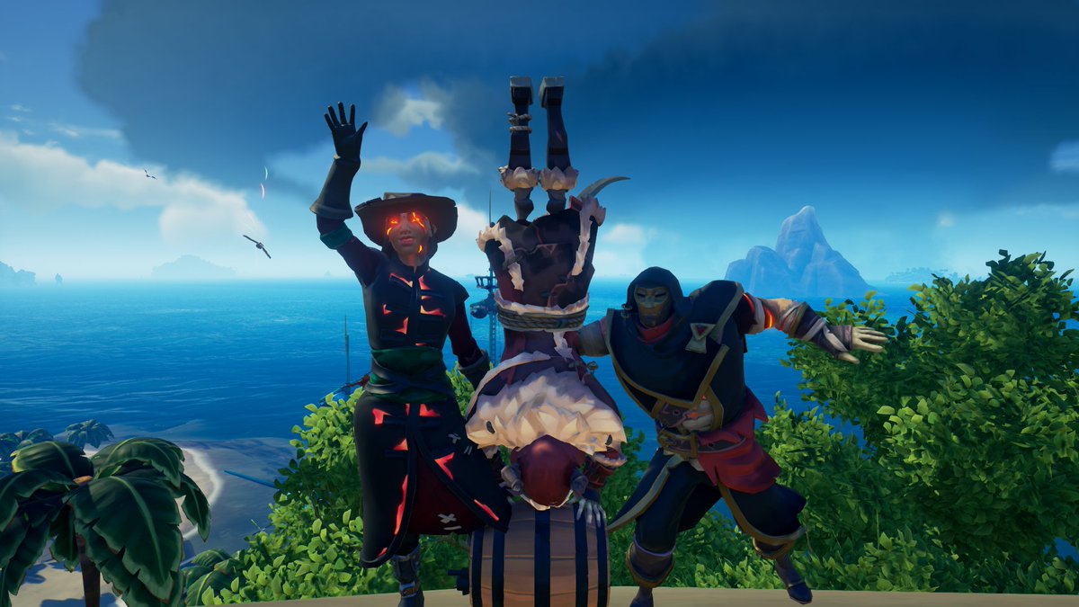 kelllombardi's tweet image. Enjoying some egg-grog with Cptn. Santa 🥳