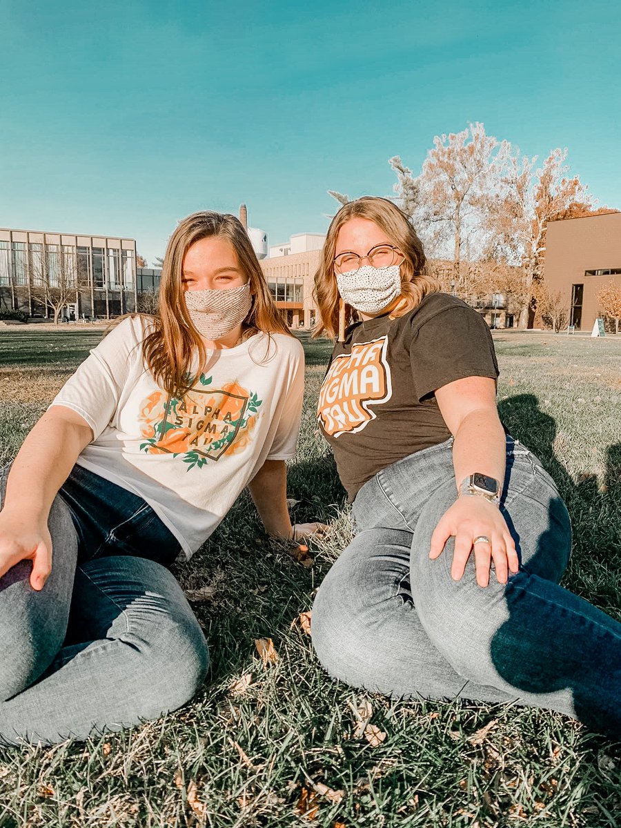 good luck on finals this week, everyone! 💞⚡️1 more week until winter break ❄️