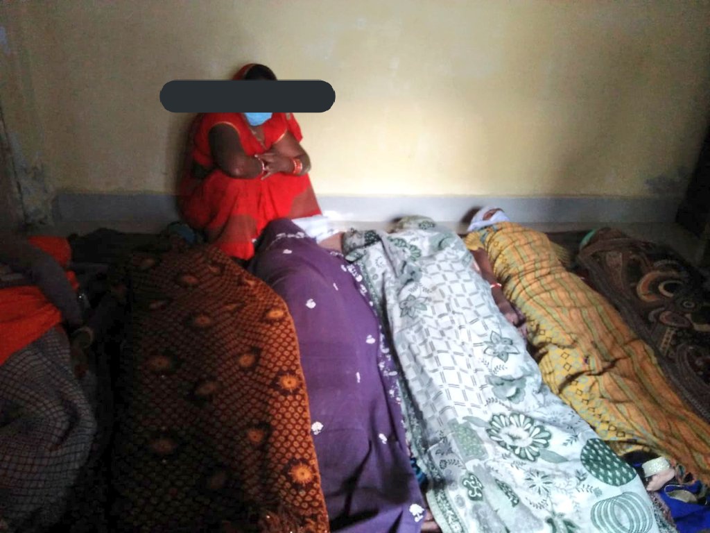 namhhr's tweet photo. Continued camps for women, with non adherence to all guidelines.
Very concerning as the winter months gearing up for more #sterilisation operations
#gwalior @MHRC25413834 @Ramjiswadesh @PramodTiwari7 @SmritiShukla06 https://t.co/csb3b5dnj2