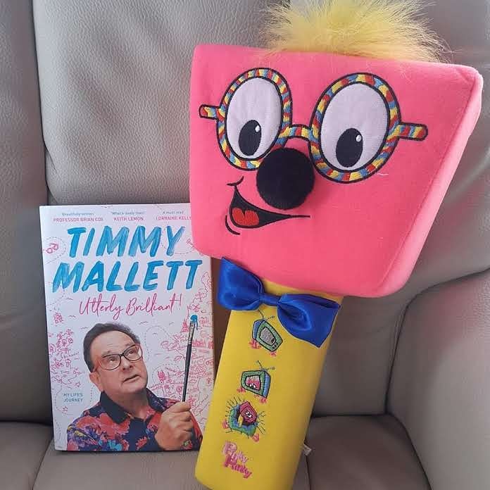 TimmyMallett's tweet photo. Christmas is coming
Play Mallett's Mallet together then read them an utterly brilliant story!
Sorted
https://t.co/mk6uigMGnk
Signed and
Free sticker
Free p&p
Free wacky plaster
Free Timmy Christmas card
@SPCKPublishing #pinkypunky #Christmas #utterlybrilliant #wacaday #blaah https://t.co/3HkNNiepl5
