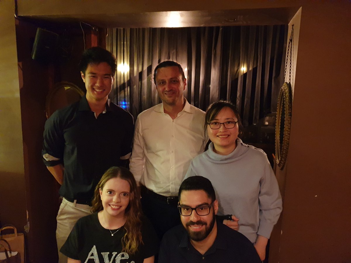 cyykok's tweet photo. My legacy for the last 3 years.  A chain of brilliant students from the @Sydney_Uni AMED honours program @WestmeadInst. We finally got them all together for a photo! #workaholicpostdoc @meladfarraha @CSHeartResearch @loz_maclean https://t.co/9iJ1UHRuLv
