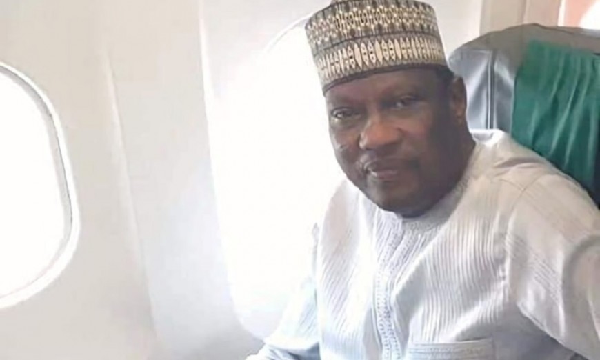 Forumrpublicai1's tweet photo. EXCLUSIF.#Alpha_Condé invite à son investiture #Hama_Amadou, l’opposant d’Issoufou.
#Guinee #Kibaro #GuinéeVote @alphacondepresi #Presidentielles2020GN @RFI @FRANCE24 @VOAAfrique @CarolValade https://t.co/nvhX3Udnue
