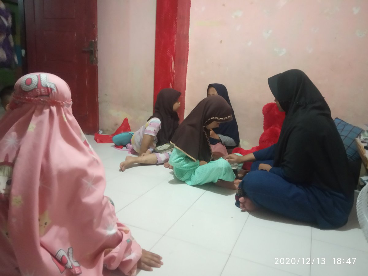 muyassroh's tweet photo. Program mengajar dari rumah Terimakasih karna dengan program ini anak anak mulai keluar dari zona kebosanan sebab belajar online. Lekas membaik bumiku
#diktimengajardarirumah 
#diktidutaedukasiperubahanperilaku https://t.co/GGgfTagbm0