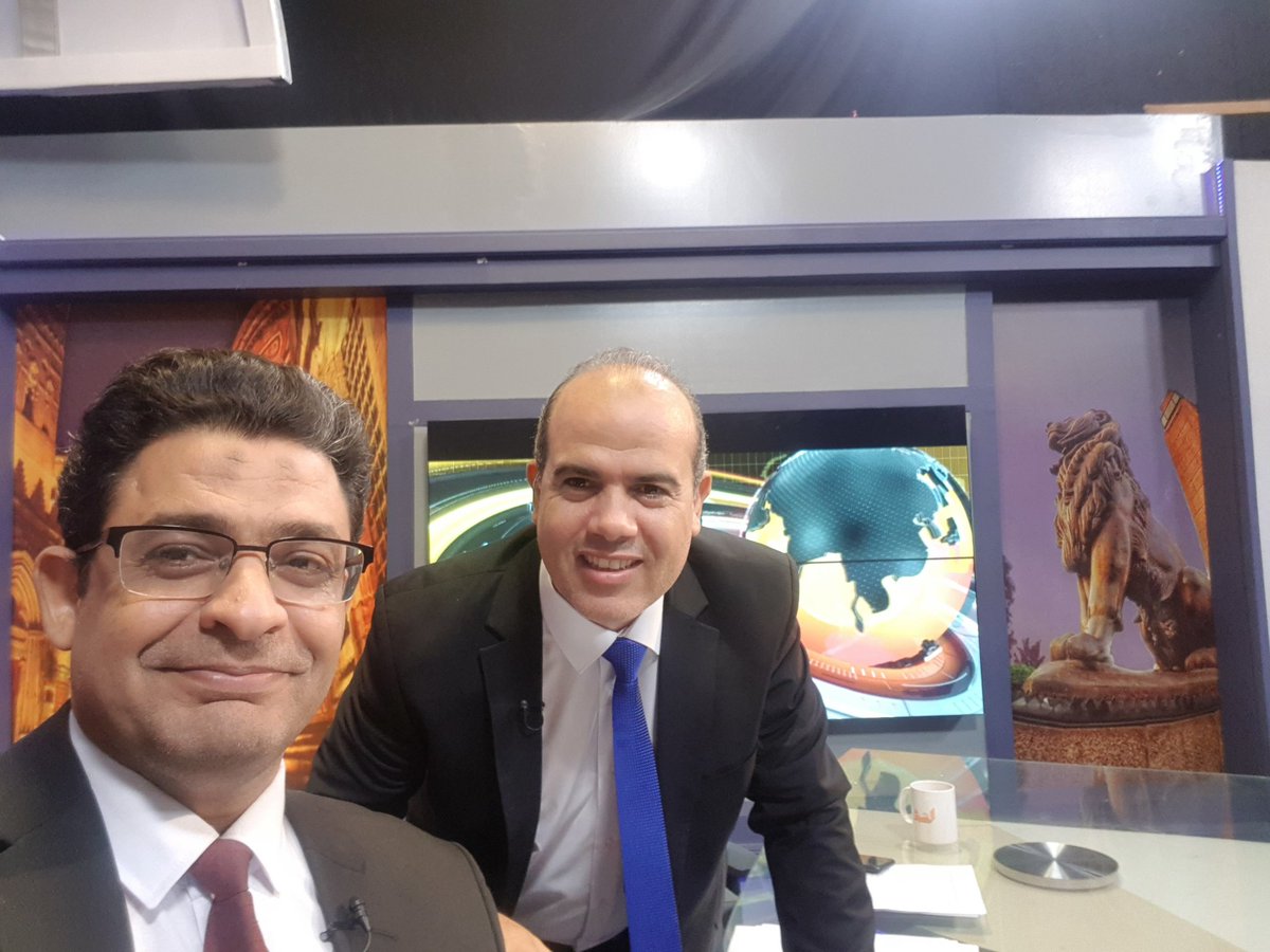 EmadAlbeheery's tweet photo. الف سلامة عليك يا ابو معاذ  انا متأكد انك هتقوم منها بالسلامة هما اسبوعين اجازة تستريح فيهم وترجع تقرفنى تانى زى ما كنت بتعمل كل يوم ويمكن بالمرة الثورة تقوم ولا السيسى يغور علشان انت عارف كل ما بتغيب عن الشاشة الدنيا بتحلو 🤣  
على العموم البرنامج مالوش طعم من غيرك يا صاحبى https://t.co/WxIBNpyd05