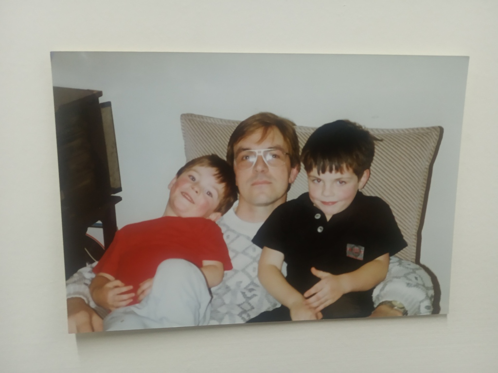 4 Days to go until the ‘Better late than never' EP.
ditto.fm/better-late-th…

We hope you enjoy this next trip down memory lane with this picture with ‘the old man’. 

Along with a little remix and a video we did for our single ‘Lay Low’ back in the day:

youtube.com/watch?v=zMQUux…