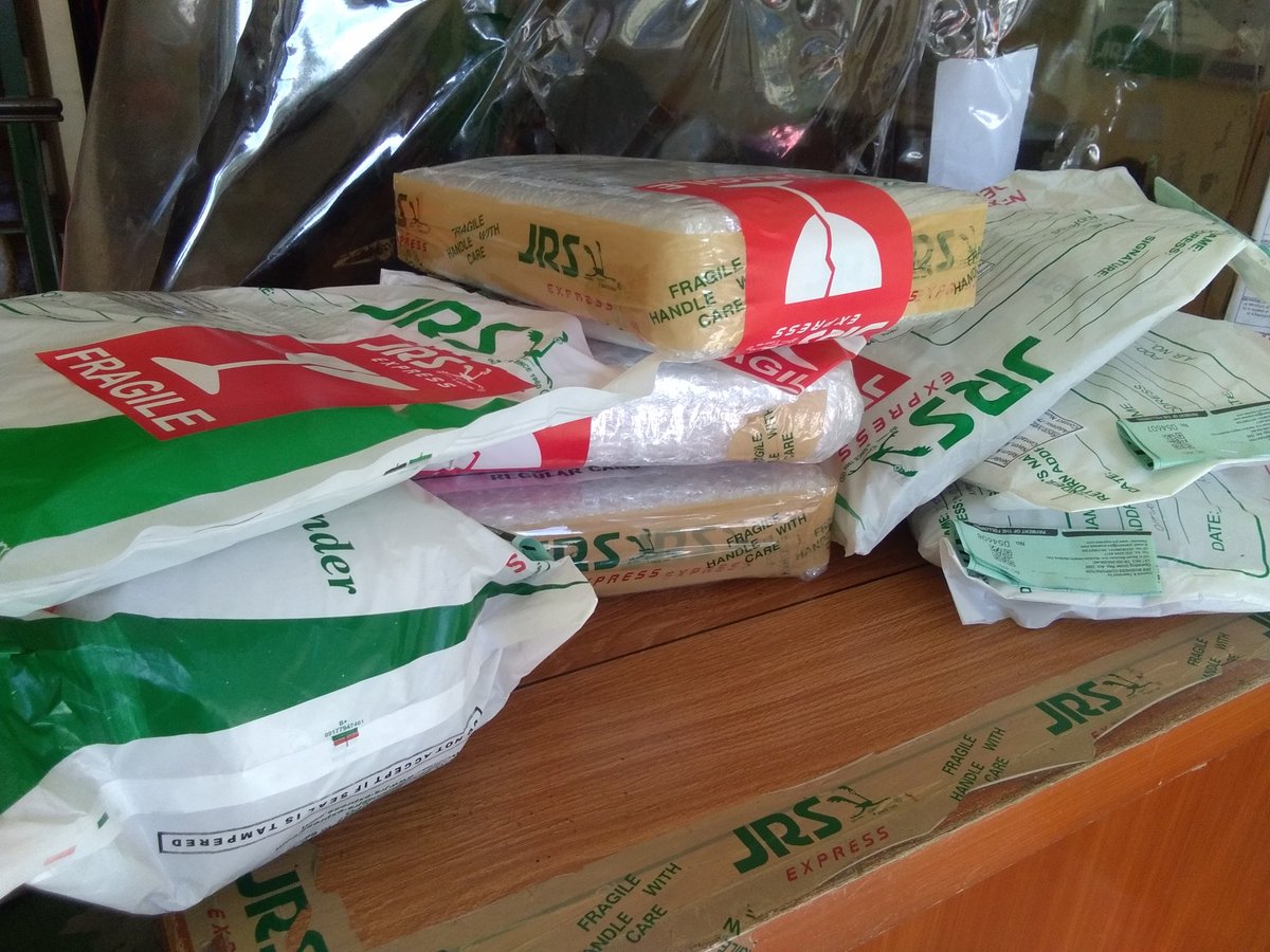 SSShopPH's tweet photo. #SSShopUpdates Sept-Oct Batch ✨
Turned over na kay local courier kanina, thank you so much for all of your patience & trust. 🙇
Check this link for TN's: https://t.co/Aa2r4m8W54
Hope to arrive it soon and safe, let us know when it arrives~~~ 🤗 https://t.co/cUTqKMATSv