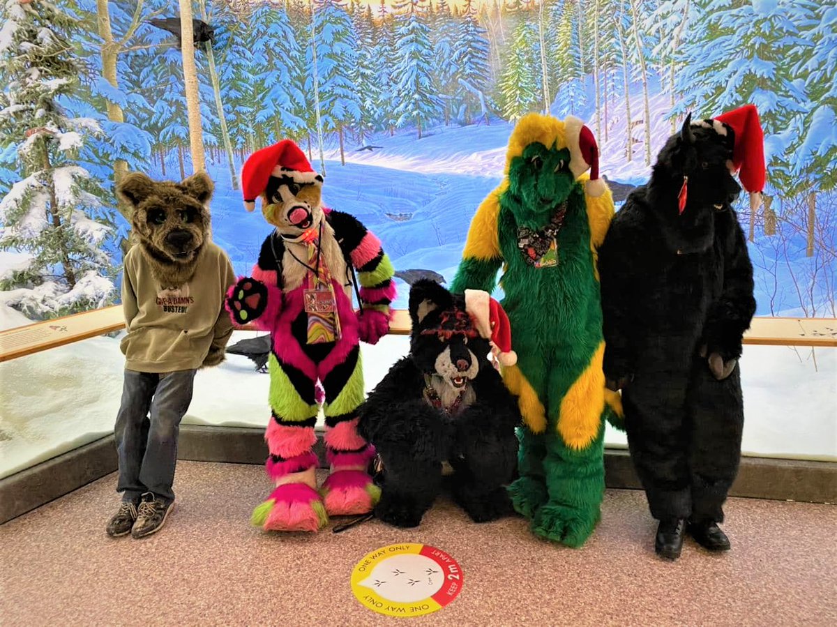saskprairiedog's tweet photo. We also hit Royal Sask Museum today as well. Spreading the Christmas Cheer.. @LivingSkiesFurs @SaskFurries https://t.co/p5a2h5hCfE