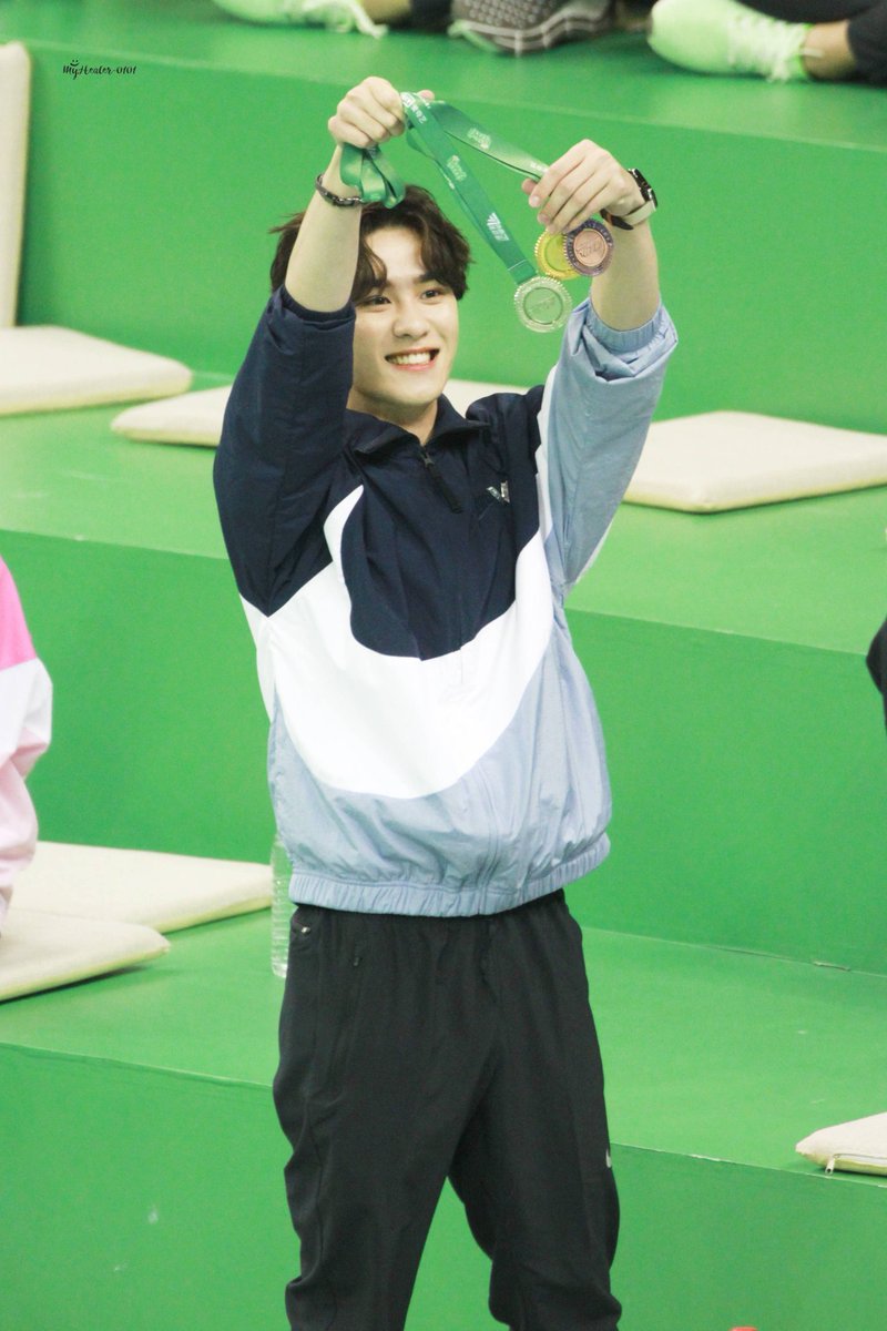 KUNTIME_0101's tweet photo. #KUN #钱锟 #쿤 https://t.co/6pgzulFxfb