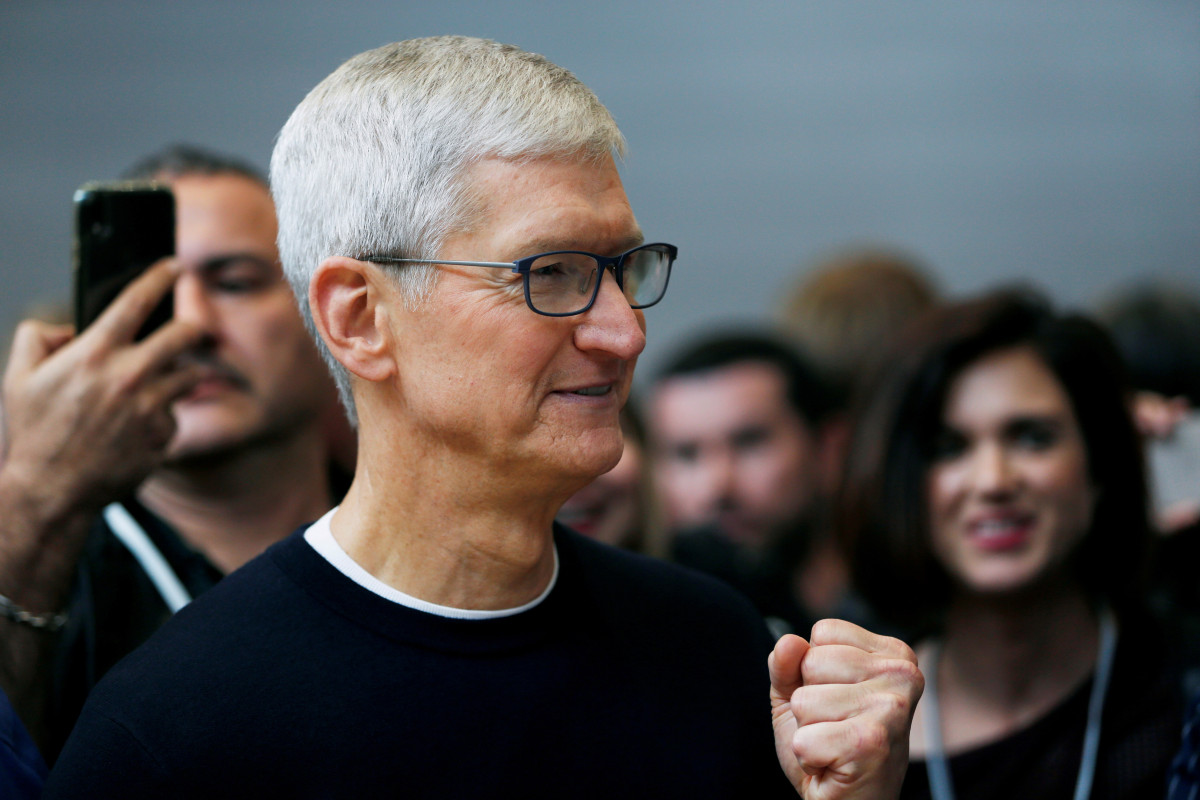 Tim Cook killed an Apple TV show about Gawker report