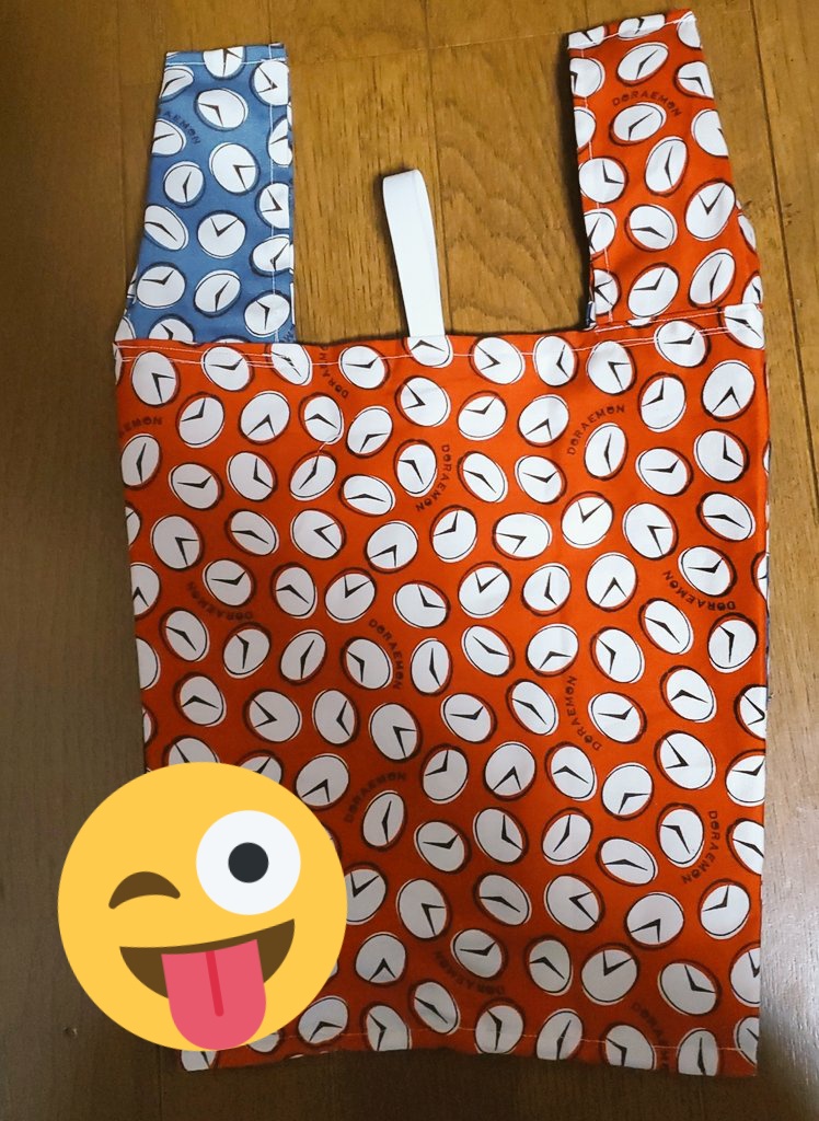 ぶきよう Tokaiで買った タイム風呂敷柄の生地で エコバッグを作った 一色で作ろうと思ったけど ランチョンマットを作ったから足りなくて 表裏で違う色にしてみました 私にしては良くできた うん クラフトトーカイ タイム風呂敷 ドラえもん ぶきよう Tokaiで買った タイム風呂敷柄の生地で エコバッグを作った 一色で作ろうと思ったけど ランチョンマットを作ったから足りなくて 表裏で違う色にしてみました 私にしては良くできた うん クラフトトーカイ タイム風呂敷 ドラえもん