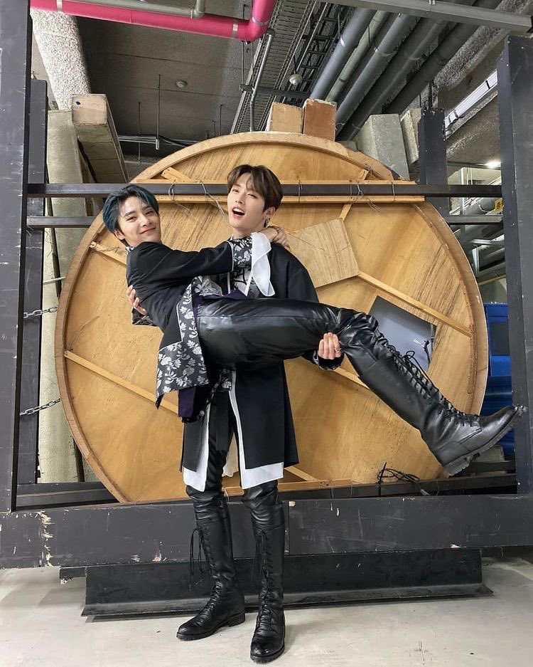 also just han jisung saying “gay”