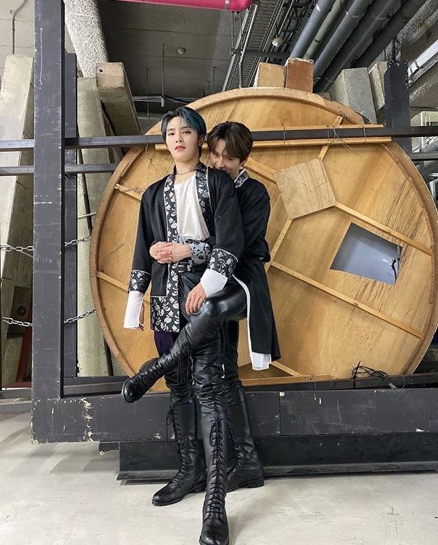 also just han jisung saying “gay”