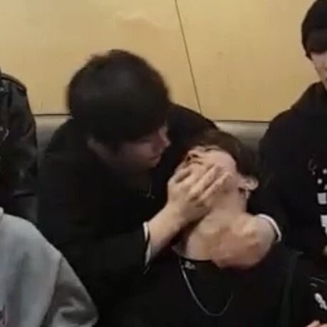 also just han jisung saying “gay”