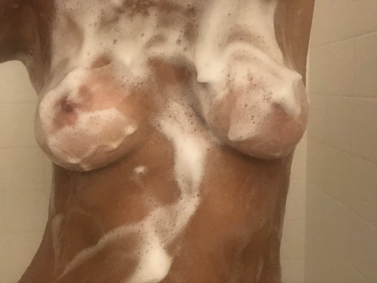 eli_on_onlyfans's tweet photo. Come get wet with me ladies and gents 💕 

https://t.co/EZqgmZdDhK 

#onlyfans #onlyfansgirl #adultwork #nsfw #lesbianonlyfans #girlswholikegirls #femmelesbian #secretseller #onlyfansbuyer #onlyfansseller #nakedchick #supportsmallbiz #letsgetwet https://t.co/W6WtlzAO8Y
