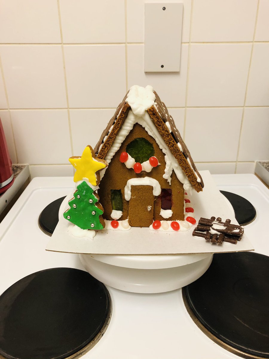 carlavgraham's tweet photo. My gingerbread house for the I only gained a few pounds while making it. 😂 #vertasvirtualbakeoff #christmasbakeweek @KellyPearson10 https://t.co/xE8tO8LkEy