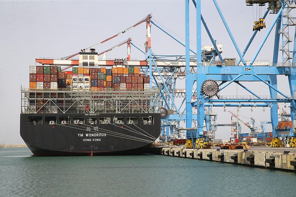 FreeZoneStories's tweet photo. A new bill seeks to transform Israel into a free trade zone by applying various reforms to customs fees and other tariffs, Israel Hayom learned Monday. 😮

For More: https://t.co/smHxnlLo0o
#FreeTrade #FTZ #Trade #Israel #Economics #Tariffs https://t.co/94mOx7s1wt