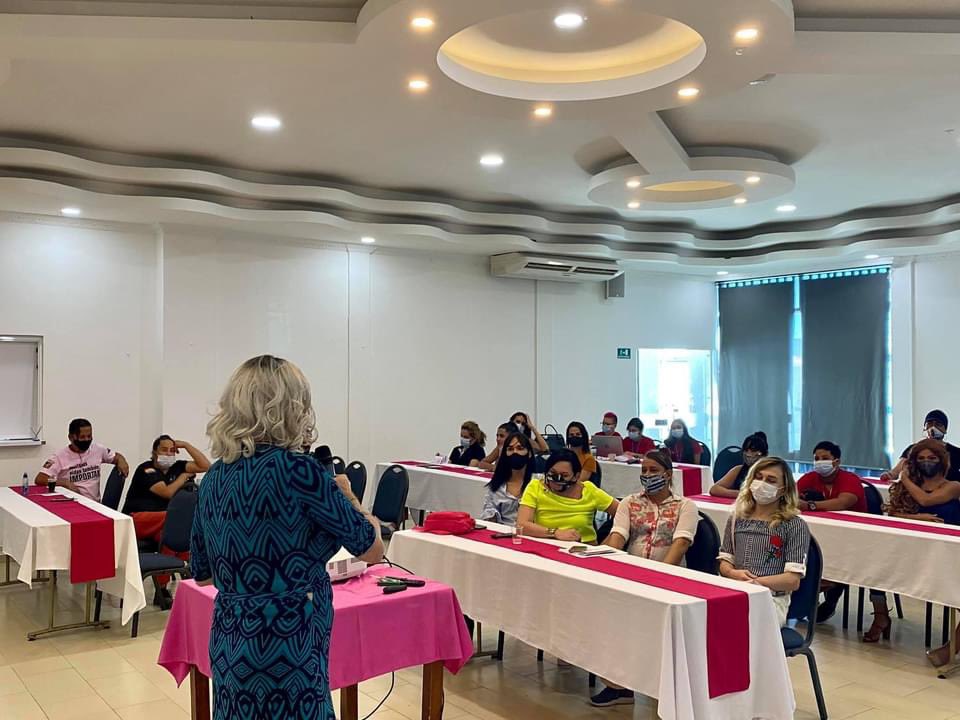 apoyarong's tweet photo. #trasformando el territorio desde una perspectiva humana e incluyente como una herramienta para desaprender acciones violentas que atentan contra la integridad de toda las personas. Este ejercicio servirá para la construir de paz y bienestar, gracias a @Brigittelgb @HMSmipalabra https://t.co/37Gki9SqF8