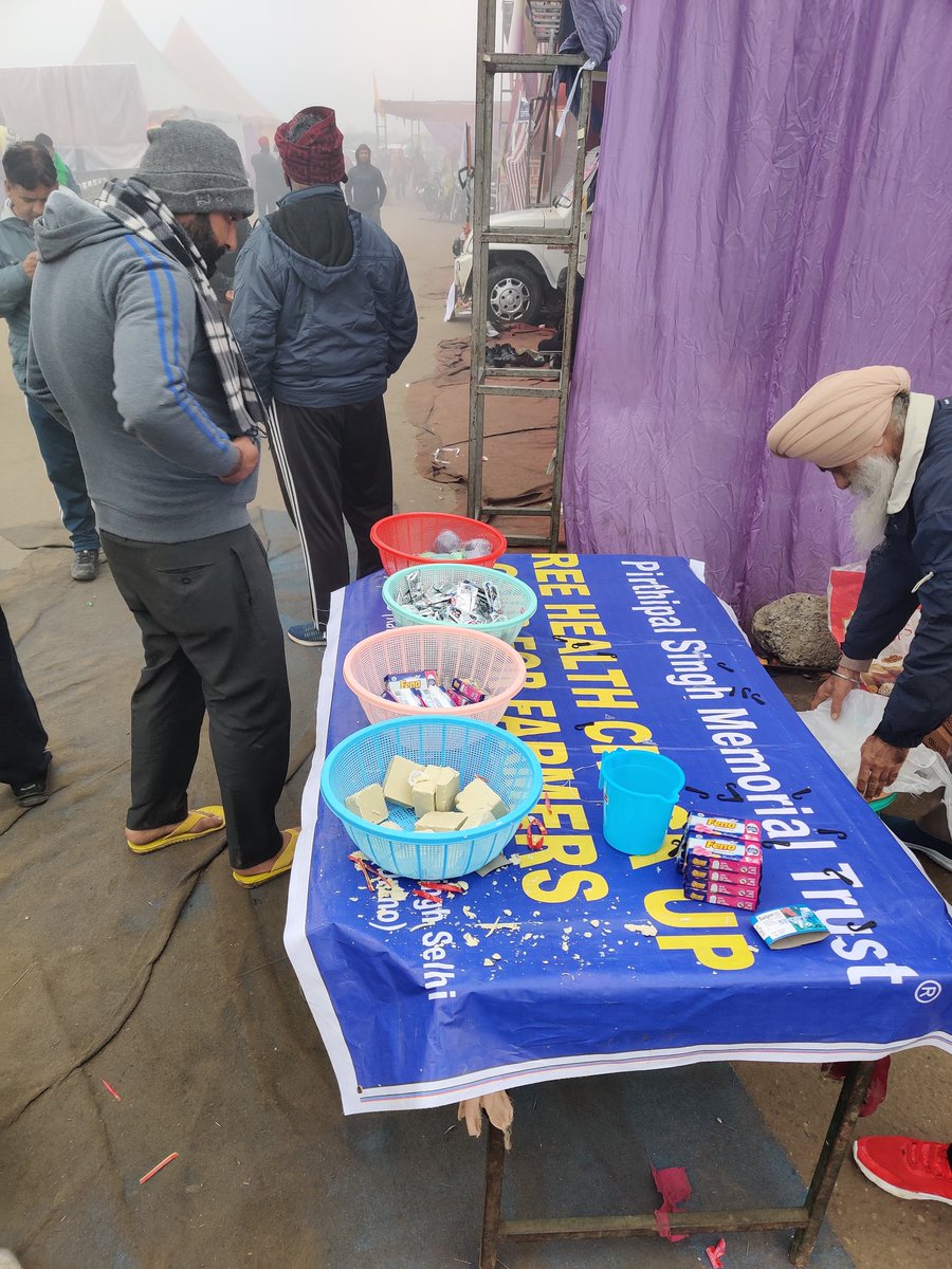 Early morning, soaps, toothbrush, toothpaste, washing bars are served as part of Seva (6/n)