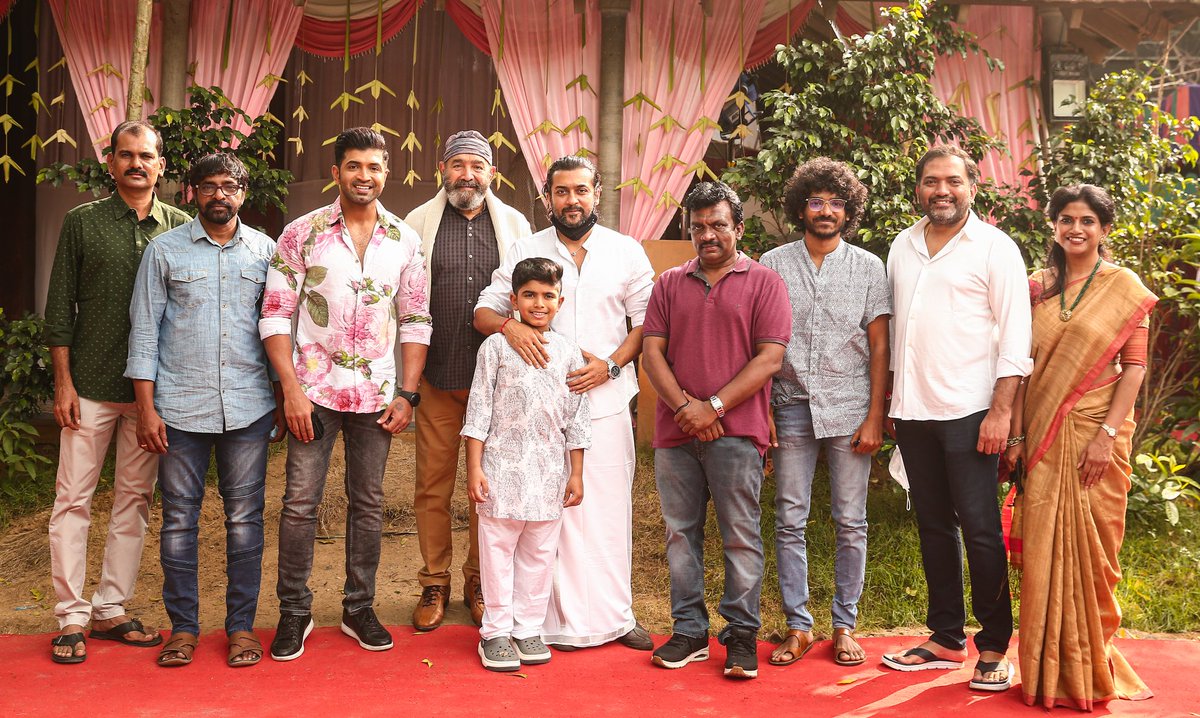 2D_ENTPVTLTD's tweet photo. With all your support and unconditional love #ProductionNo8 begins today!

@Suriya_offl #ActorVijayakumar @arunvijayno1 #MasterArnavVijay @rajsekarpandian @srbabu742 @SarovShanmugam @gopinathdop @nivaskprasanna  @amaranart @megha81053183 #VinothiniPandian https://t.co/y1wKogI0I2