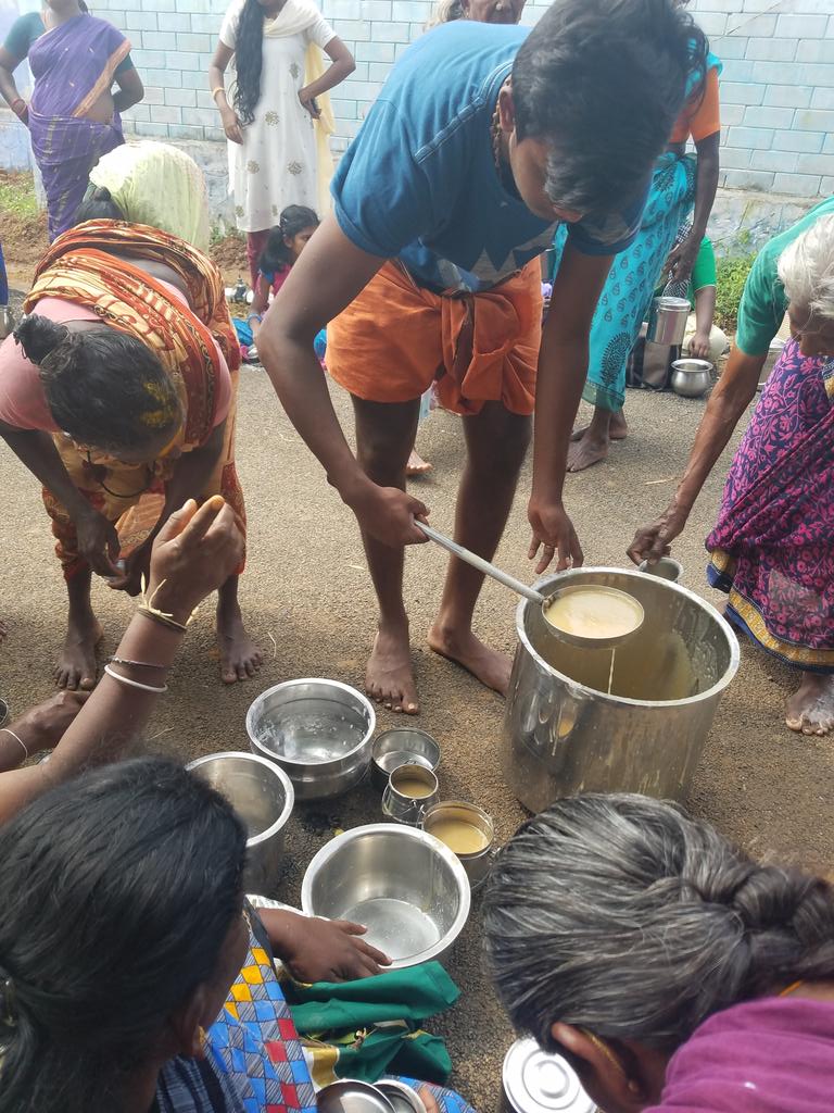 Now we drink! Everyone sits done for koozh. Those who can't come, send vessels to get koozh delivered to their home.