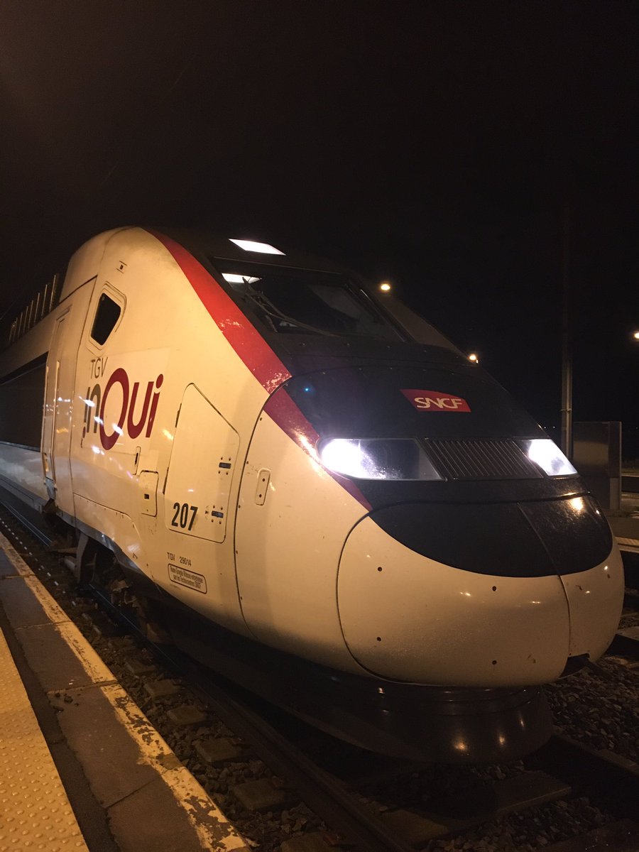 MathieuGrevet's tweet photo. Reprise du service. Content de retrouver nos clients et les collègues. @TGVINOUI #TeamAxeNord #7106 https://t.co/itou9tRY68