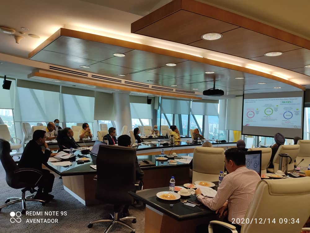 Mesy. Pengurusan dan Pemantauan Projek Bil 7. Fokus kepada pencapaian projek RMK11 serta strategi pelaksanaan projek RMK12. Milestone telah disediakan dimana projek RP1 RMK12 sasaran SST  dikeluarkan pada 31.8.2020. <a href="/IrZulkefly/">Mohd Zulkefly S</a> #TogetherWeChange #HPTN2020 #MasaDepanAdalahKita