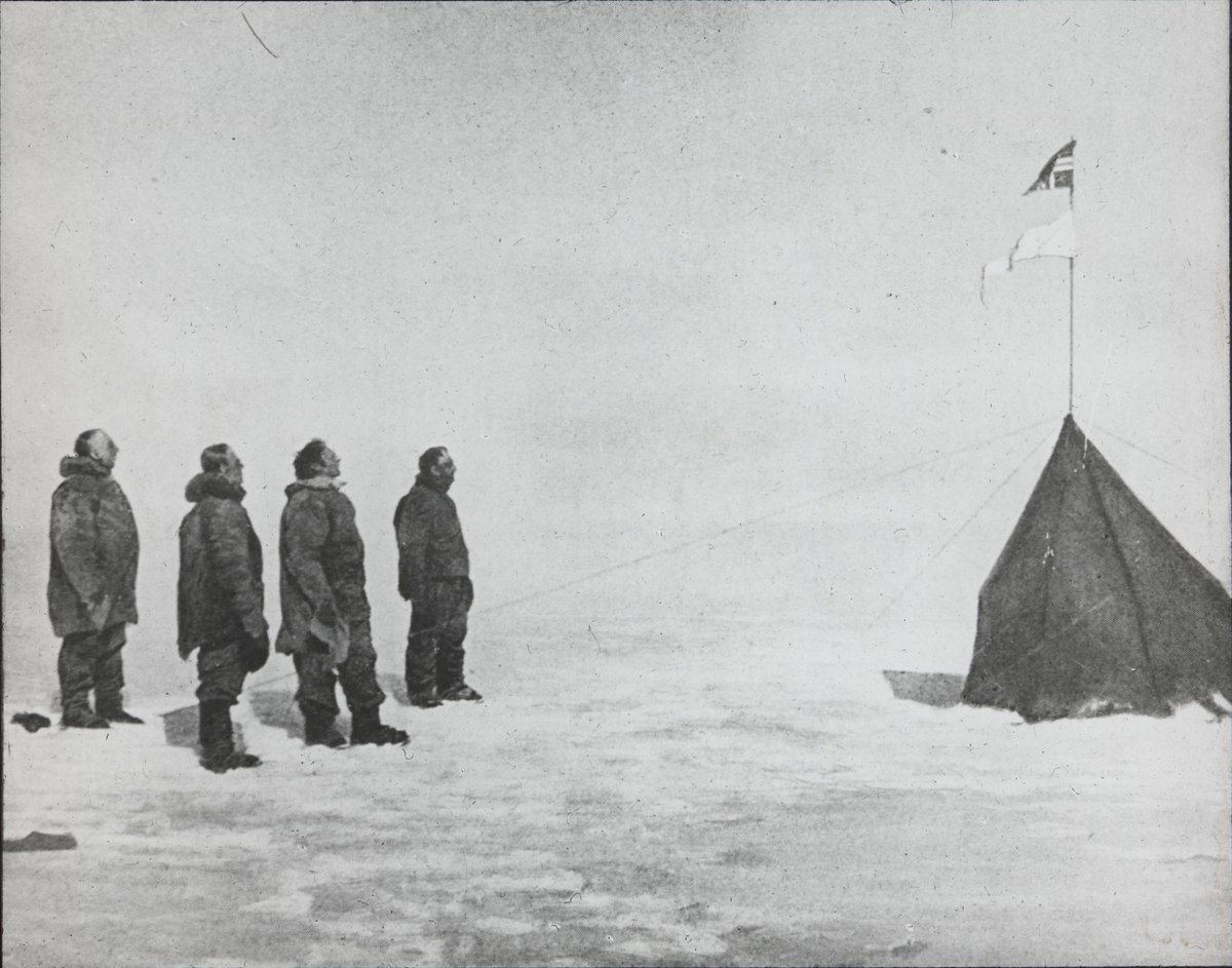 For en bragd og for et bilde.📍🇦🇶14. desember 1911 erobret polfareren #RoaldAmundsen og fire av hans menn #Sørpolen #SouthPole 🇳🇴

Vi ser:
🥇Roald Amundsen
🥇Helmer Hanssen
🥇Sverre Hassel
🥇Oscar Wisting
🎞️Olav Bjaaland tok fotografiet
#AmundsenScott #polarexpedition