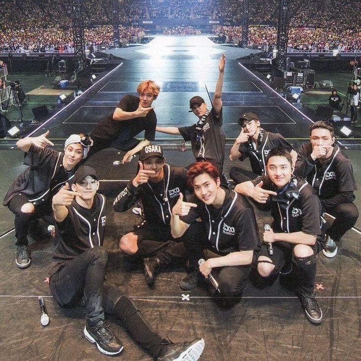 EXO making this pouty duck face; a thread