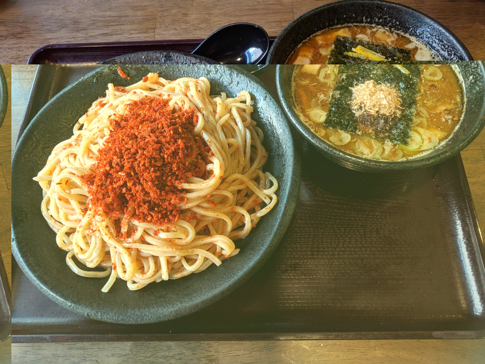 うどんつゆ ひさびさに来たのかも ここのお店のつけ麺はやっぱりうまい あとお漬物もつけ麺に合ってよく 無料券つかって食べています ランチ ラーメン つけ麺 弘前 ばん 漢字変換できない 青森 T Co Qwurarchop Twitter