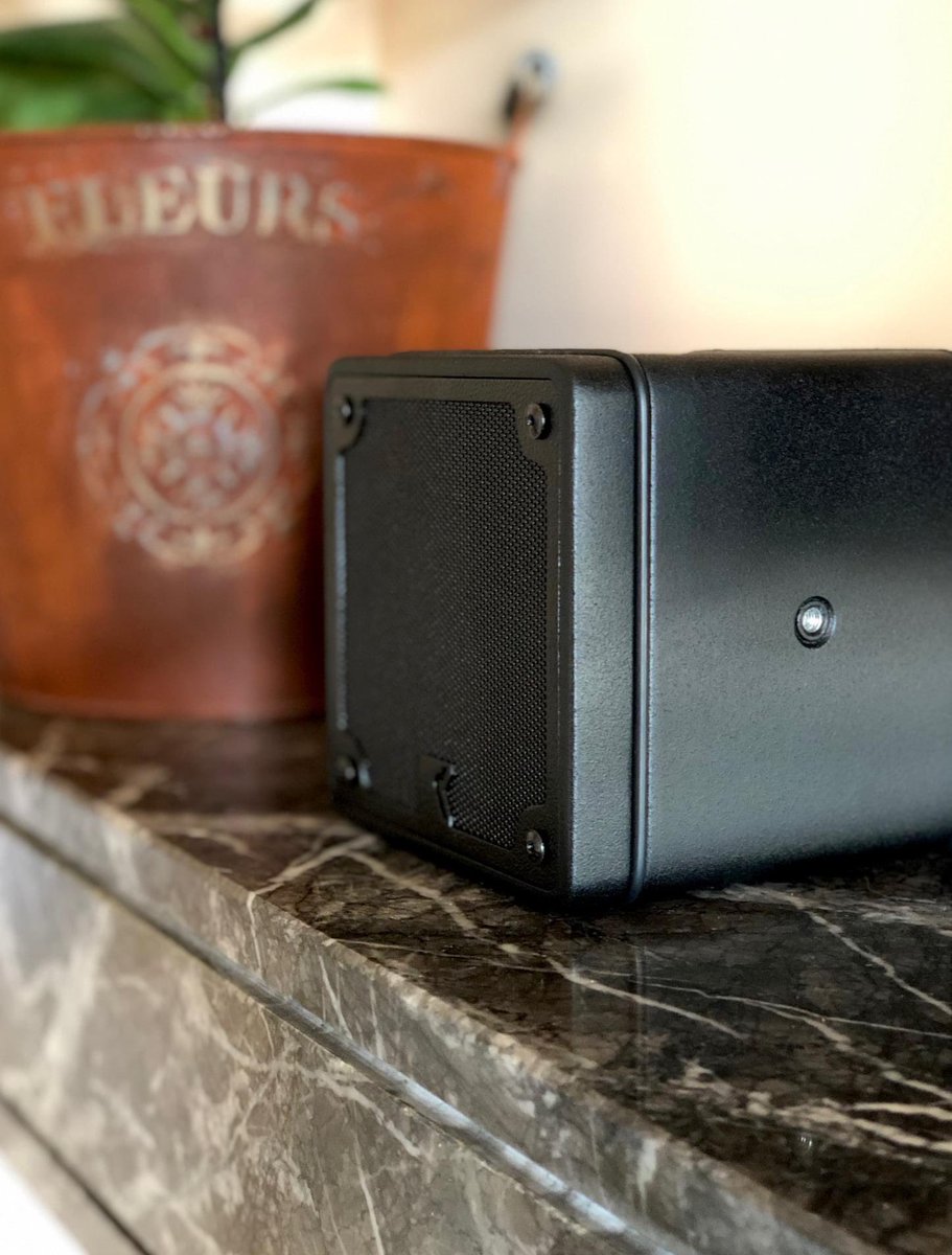 CUK_installedAV's tweet photo. Tiny, mighty and on the way soon from @OutlineAudio the new Vegas 4 raises the bar for discreet installations with 280w/ 70w rms and 118dB SPL from this tiny 4” speaker 
Equally happy both indoors or out too.

For more info, check out https://t.co/NQdSmPnbMc https://t.co/iuM62hsNom