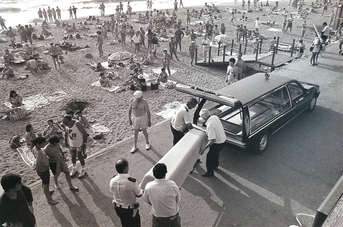 En <a href="/elcorreo_com/">El Correo</a> tenemos la suerte de contar desde hace 40 años con el mejor fotógrafo de sucesos de la prensa española, <a href="/LuisCalabor/">Luis Calabor</a>. El Weegee bilbaíno hace memoria en una serie de reportajes que arrancan hoy.  elcorreo.com/bizkaia/luis-c…