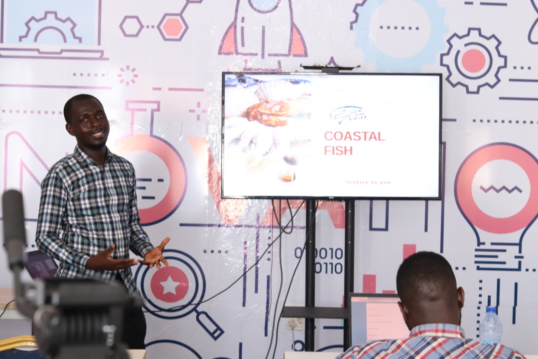coast_code's tweet photo. On Friday our startups, Gree Pharma and Coastal Fish pitched their final startup ideas to receive constructive feedback. This will go a long way help out team choose one startup for the Ghana Startup Summit.
#GTLWebDev
#GTLimpact
#CodeCoastIncubator
#YoungAfricaWorks
#ghana
#PaSE https://t.co/8pZyHpC19W