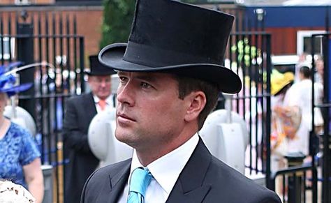 Big happy birthday to Michael Owen who turns 41 today! He’s fit a hell of a lot into his four decades on the planet, so we thought we’d go through some of the best and worst of it all (THREAD)