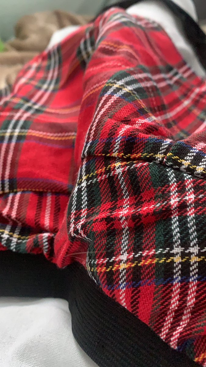 PrincessbubbaD's tweet photo. Want to see some naughty school girl content?? We can do Ddlg and Abdl content too. Get onto our basic tier for only £4 for sexy photos !!! 💋 #ddlg #ddlgaesthetic #ddlglove #abdl #abdlbabygirl #kink #diapergirl #patreon https://t.co/ZoHJVItJ4N