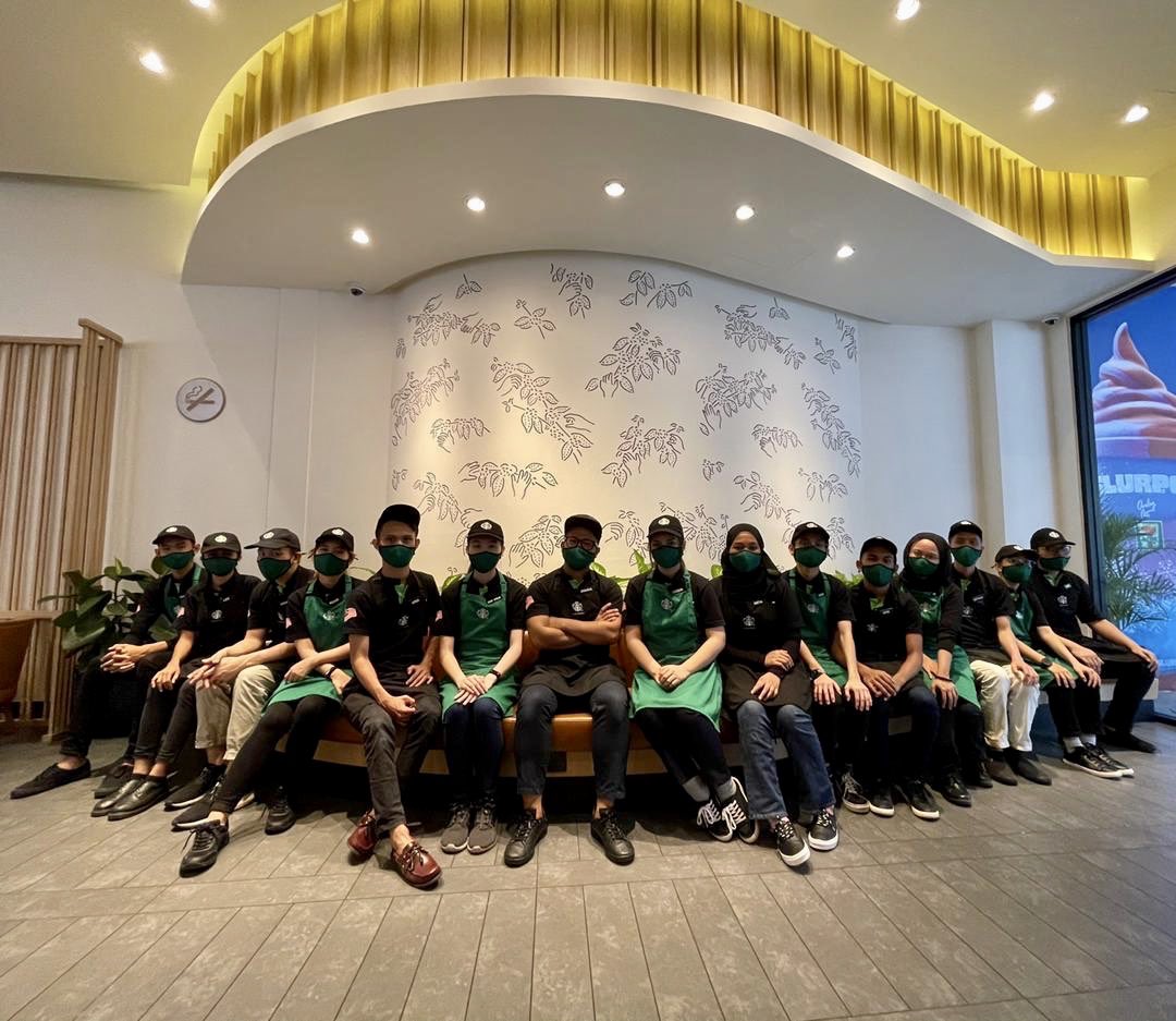 StarbucksMY's tweet photo. We are excited to announce that we are opening a new store at Damansara Avenue! To celebrate our new store opening, we have some promotions for you to enjoy with your loved ones! ~All BSD-ians~ TAG your friends and family now! 🥰

Opening promo: https://t.co/yVhF9geueP https://t.co/zCK95c1zzR