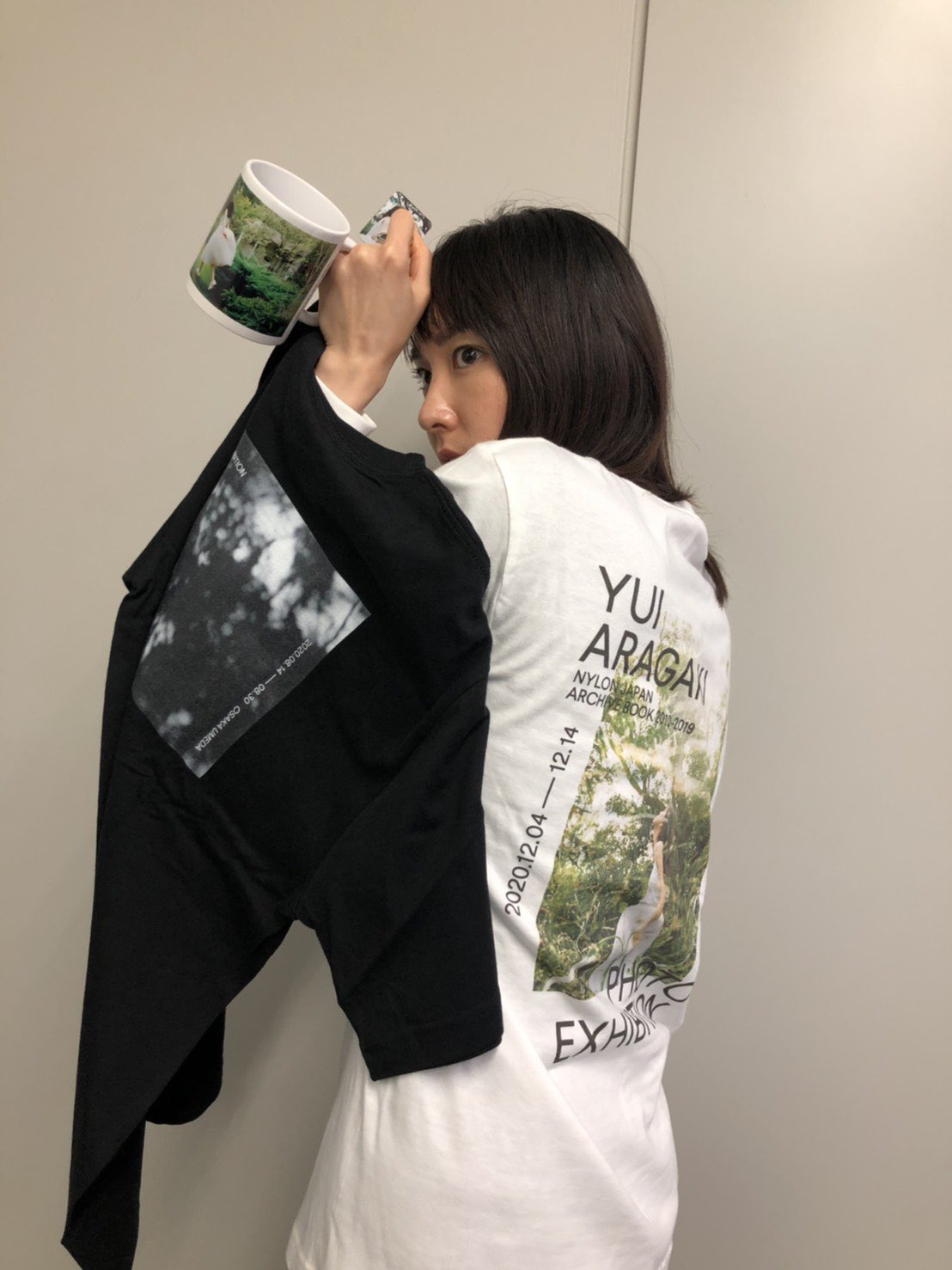 Amazon.co.jp: 新垣結衣 NYLON JAPAN写真展 広島PARCO展 長袖T