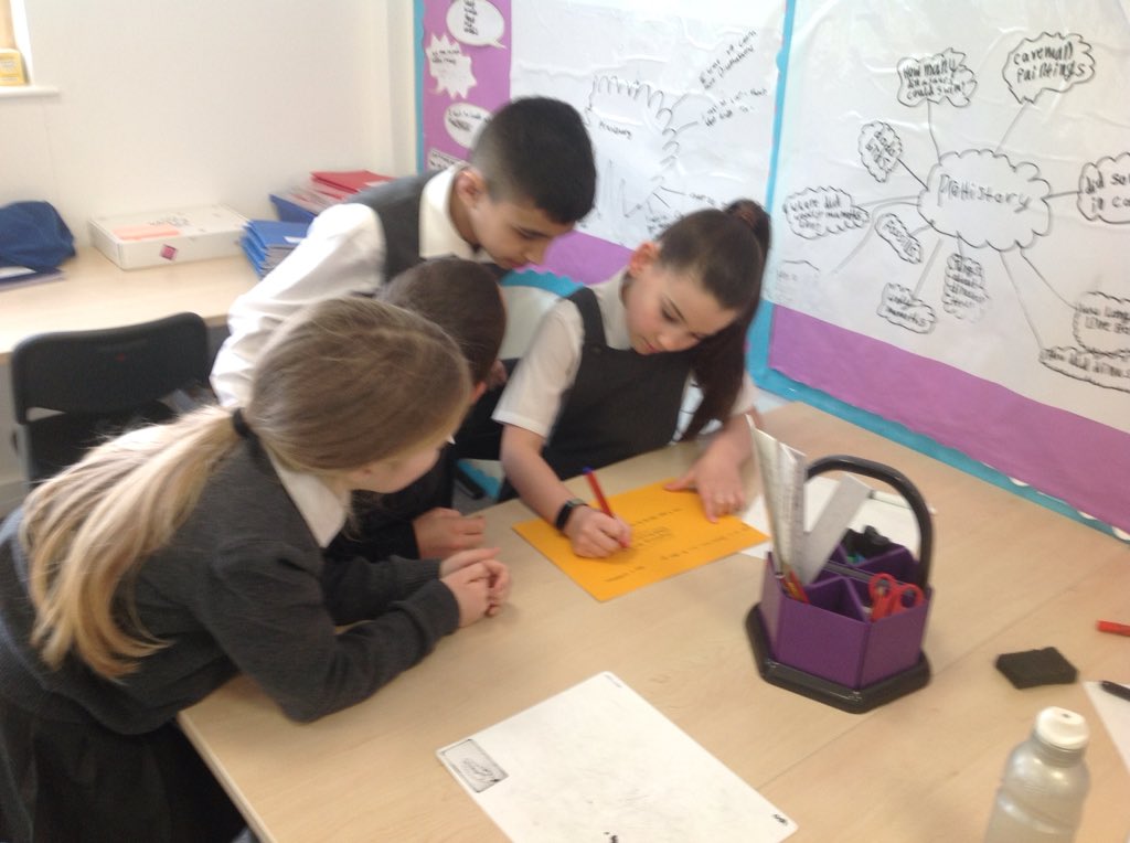 P4Calderwood's tweet photo. We've been thinking about our DIY classroom this morning as we planned our extension tasks, linked to our IDL context. We came up with lots of very creative ideas, tied in to each curricular area. We also discussed how we could assess these tasks. #diyclassroom https://t.co/9hvRqZMabo