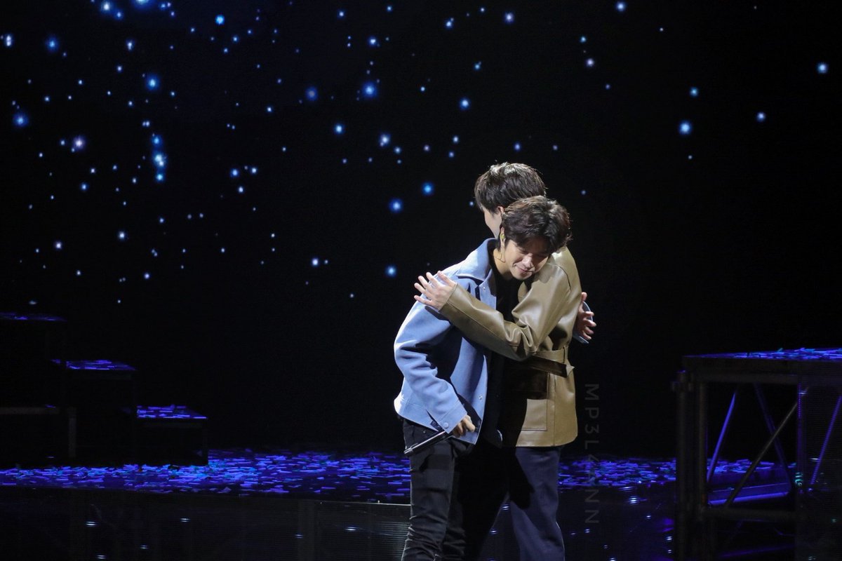 MP3L4ANN's tweet photo. - 131263 - 

#MeanPhiravich #คนของแปลน
#MeanonthefloorFM #2wish https://t.co/lfTOwMzqW3