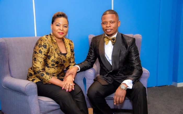 ewnupdates's tweet photo. Malawi govt signs extradition papers for Bushiris to return to SA https://t.co/ukMDqOeuf6 https://t.co/EIVNTdlepd